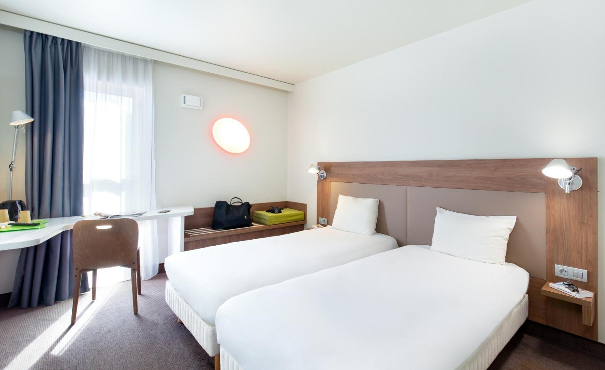 Campanile Clermont Ferrand Centre Otel Dış mekan fotoğraf